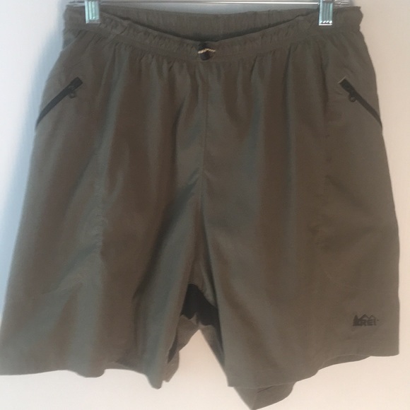 REI Pants - REI bicycle shorts chamois women’s large. B5.23
